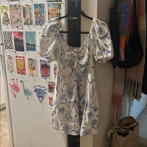 H&M Blue Floral Puff Sleeve Dress